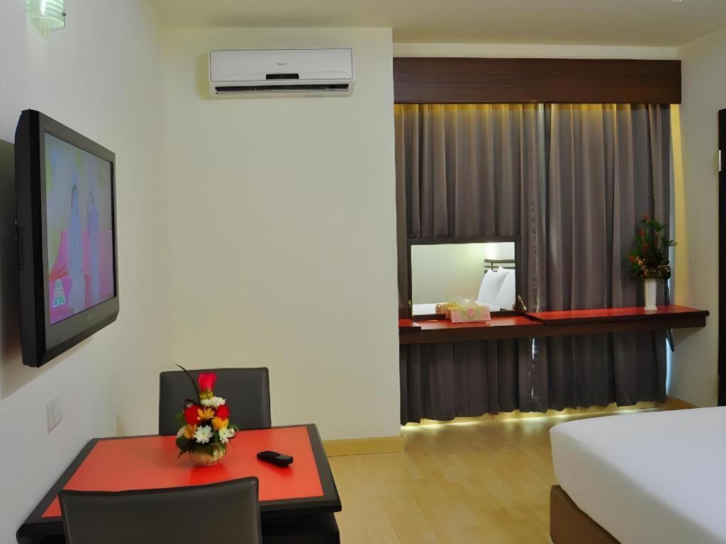 The Color Hotel Hat Yai Luaran gambar