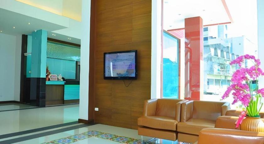 The Color Hotel Hat Yai Luaran gambar