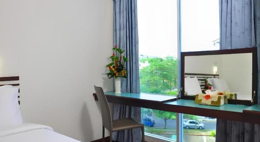The Color Hotel Hat Yai Luaran gambar