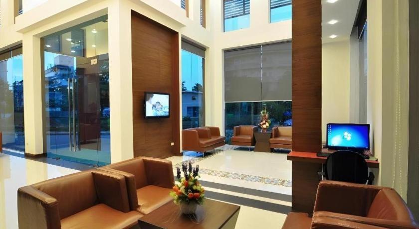 The Color Hotel Hat Yai Luaran gambar