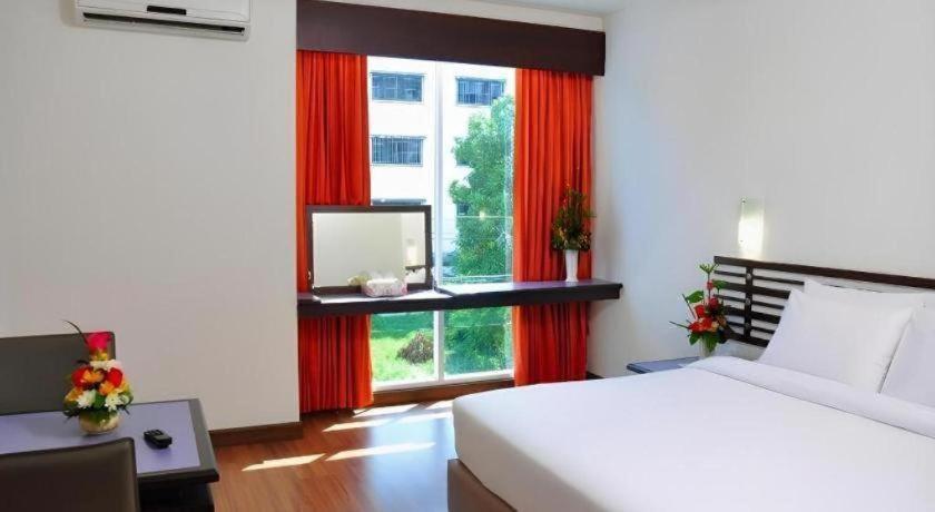 The Color Hotel Hat Yai Luaran gambar