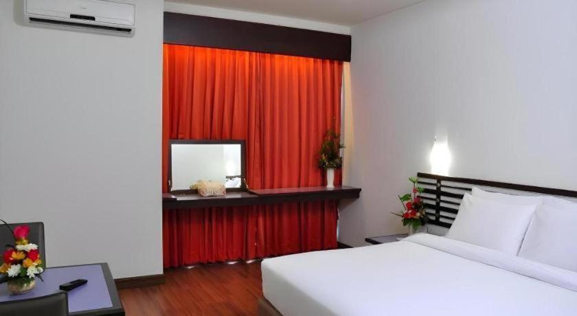 The Color Hotel Hat Yai Luaran gambar
