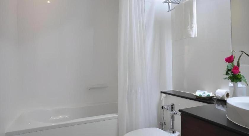 The Color Hotel Hat Yai Luaran gambar