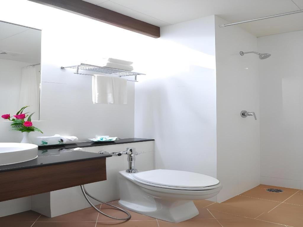 The Color Hotel Hat Yai Luaran gambar